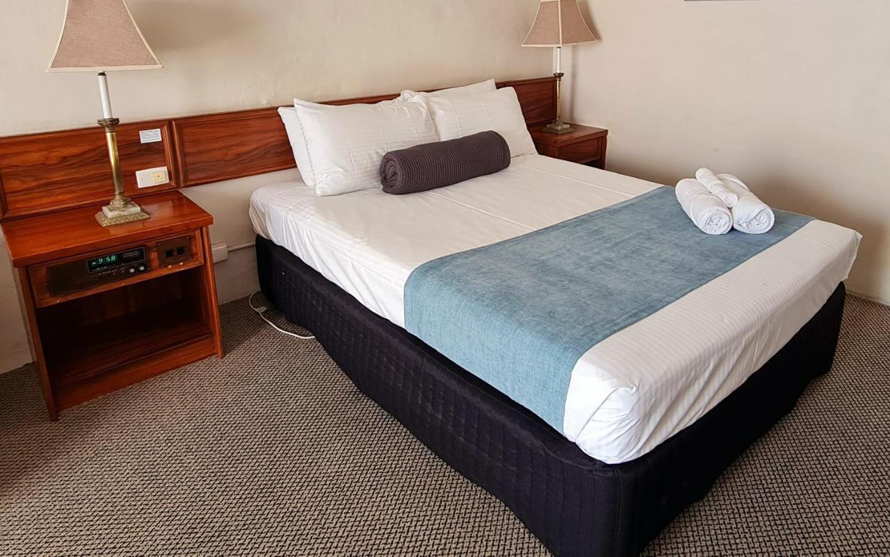 Seaton Arms Motor Inn Олбері Екстер'єр фото