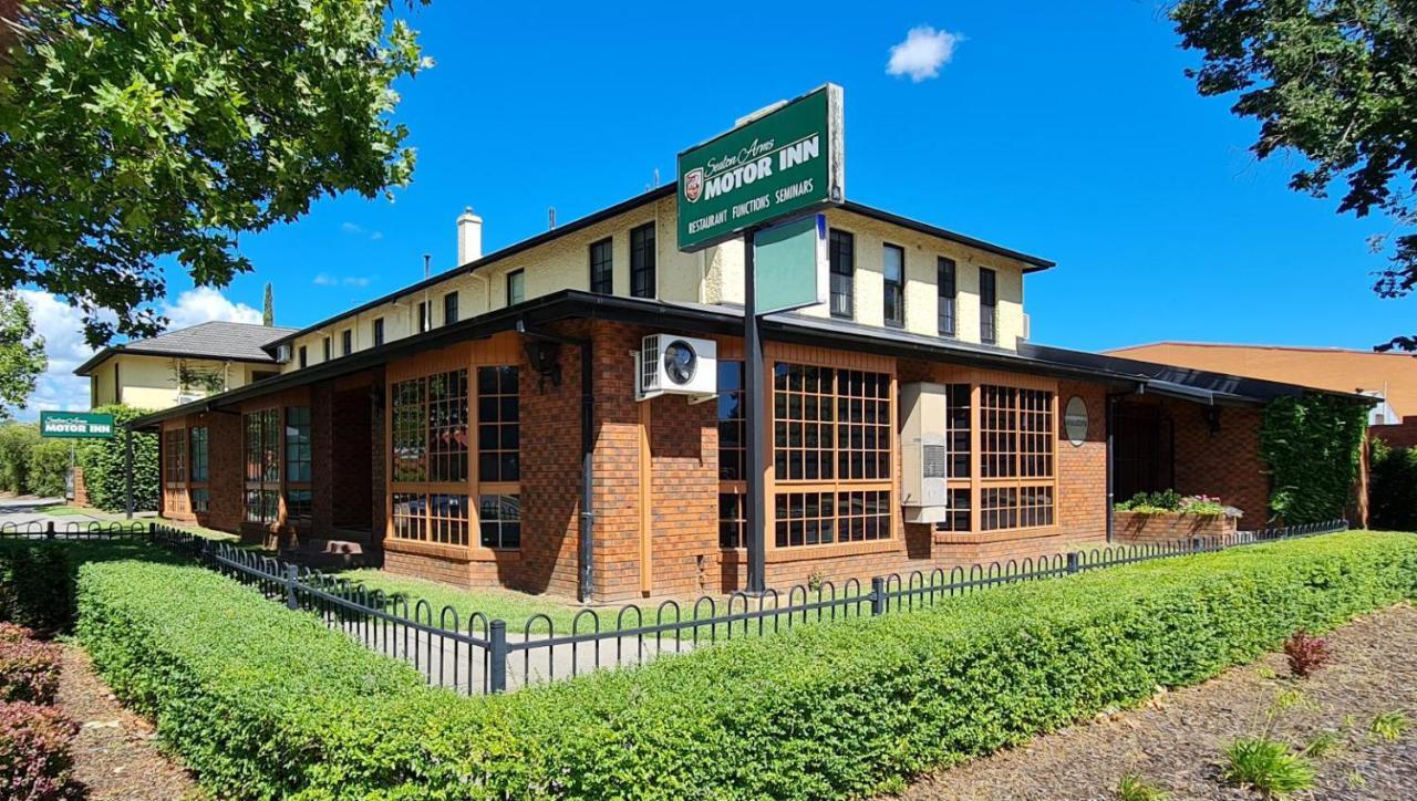 Seaton Arms Motor Inn Олбері Екстер'єр фото