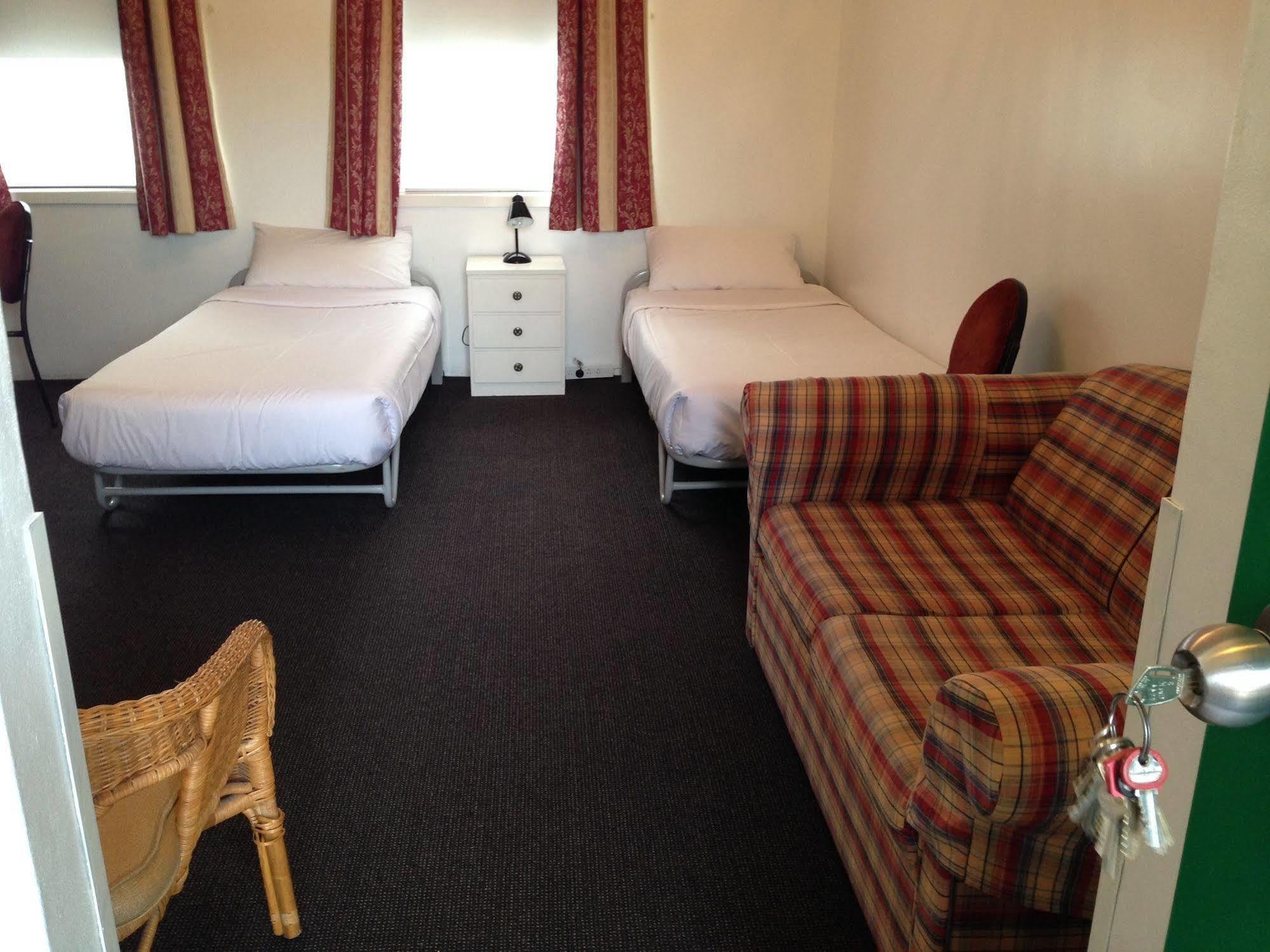 Seaton Arms Motor Inn Олбері Екстер'єр фото