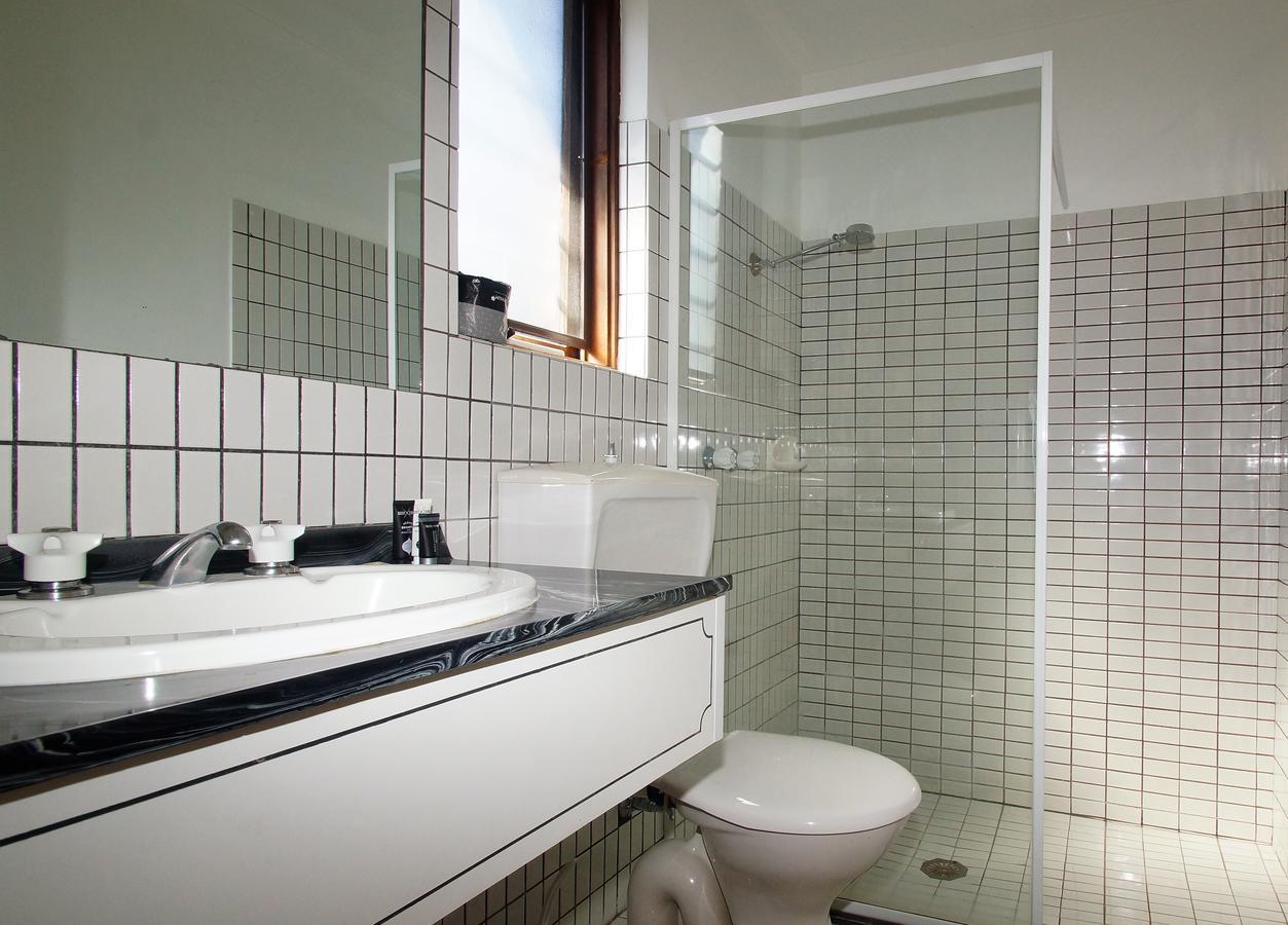 Seaton Arms Motor Inn Олбері Екстер'єр фото